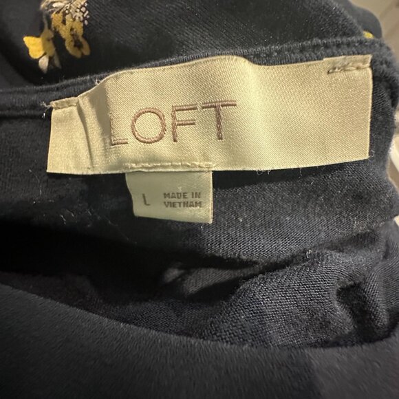 Loft Navy Flower Boatneck Blouse Top Size L - Picture 2 of 5